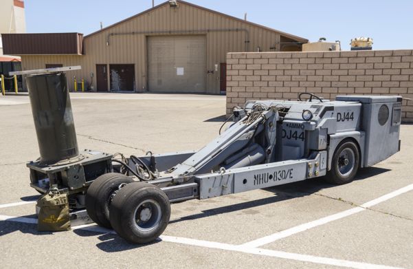 MHU-83 Lift Truck